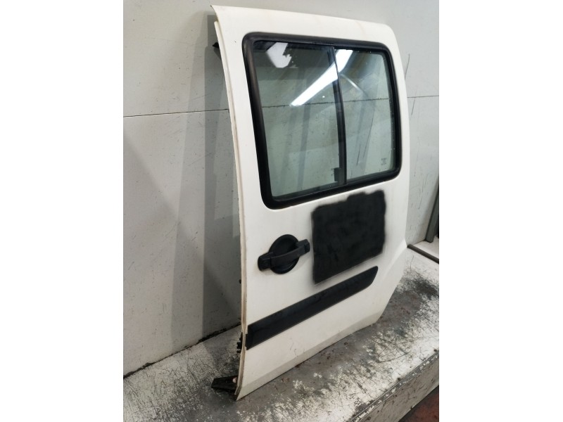 Recambio de puerta lateral corredera izquierda para fiat doblo monospace (119_, 223_) 1.3 jtd referencia OEM IAM   5P