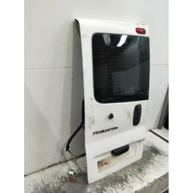 Recambio de puerta trasera izquierda para nissan primastar furgoneta (x83) 2.0 dci 90 referencia OEM IAM   3P