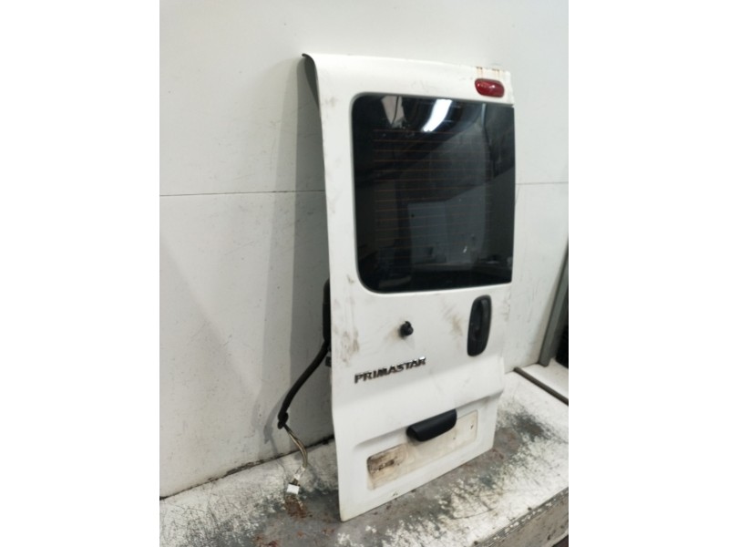 Recambio de puerta trasera izquierda para nissan primastar furgoneta (x83) 2.0 dci 90 referencia OEM IAM   3P