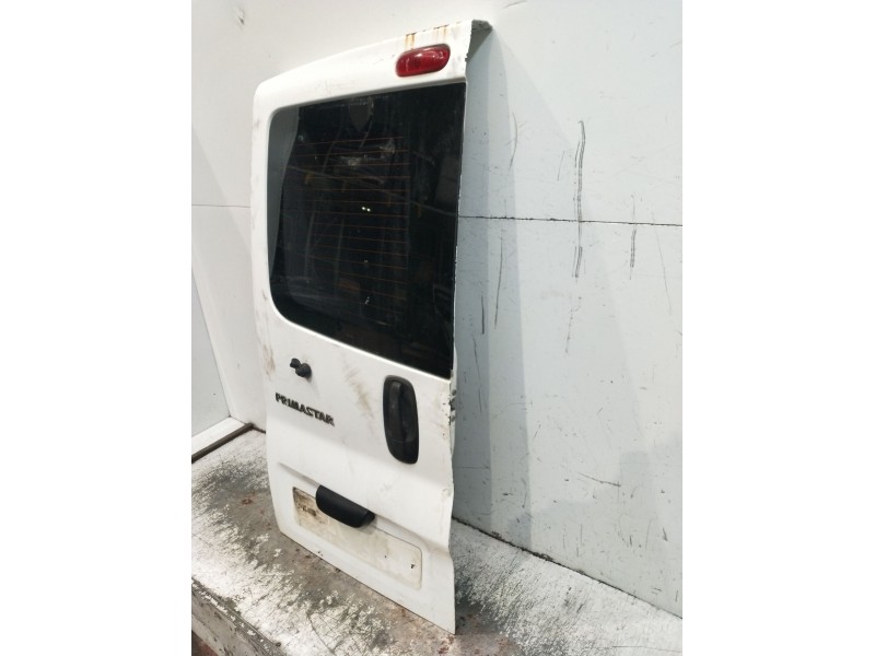 Recambio de puerta trasera izquierda para nissan primastar furgoneta (x83) 2.0 dci 90 referencia OEM IAM   3P