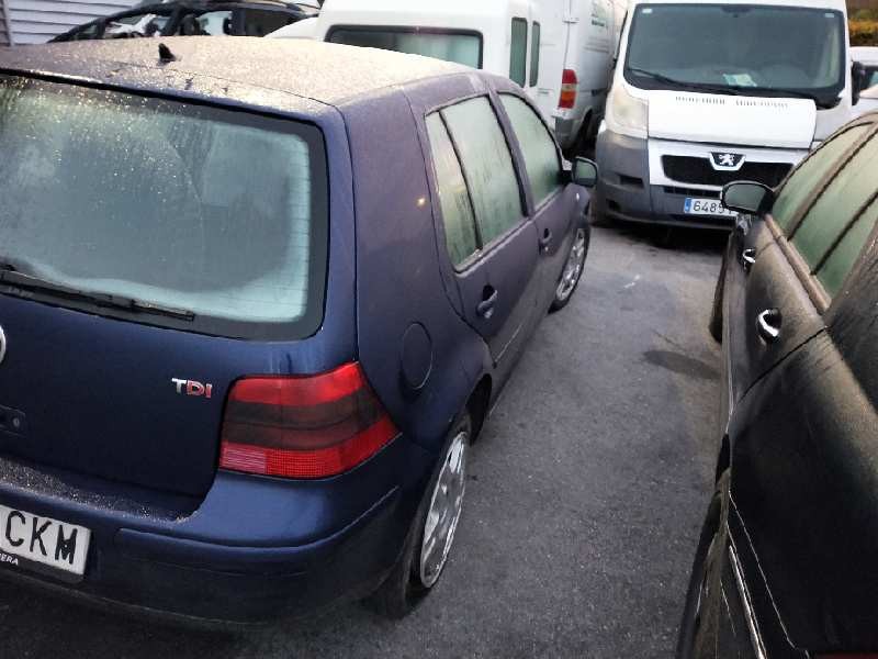 volkswagen golf iv berlina (1j1) del año 2003