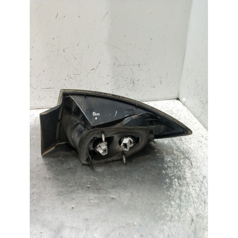 Recambio de piloto trasero izquierdo para mazda 3 sedán (bk) 1.6 di turbo (bk12y) referencia OEM IAM   04