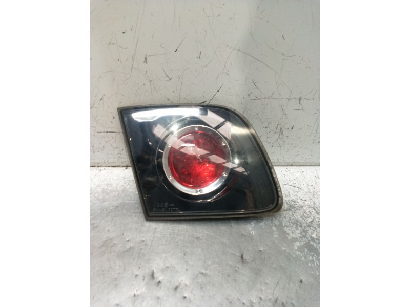 Recambio de piloto trasero izquierdo interior para mazda 3 sedán (bk) 1.6 di turbo (bk12y) referencia OEM IAM   04