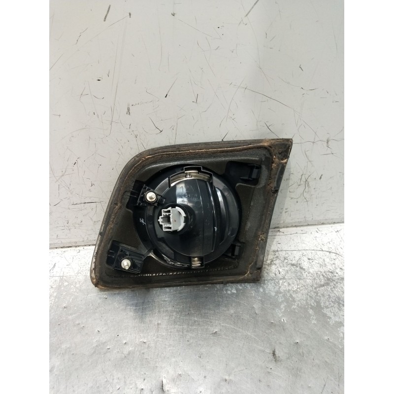 Recambio de piloto trasero izquierdo interior para mazda 3 sedán (bk) 1.6 di turbo (bk12y) referencia OEM IAM   04