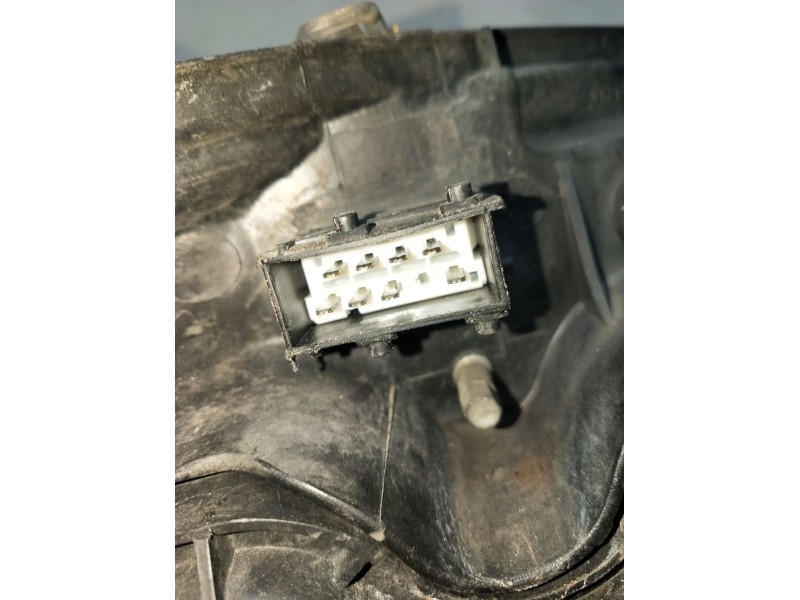 Recambio de faro izquierdo para citroën c3 1.4 hdi exclusive referencia OEM IAM 9682673080  