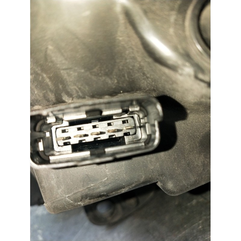 Recambio de faro derecho para renault clio ii (bb_, cb_) 1.2 16v (bb05, bb0w, bb11, bb27, bb2t, bb2u, bb2v, cb05,... referencia 