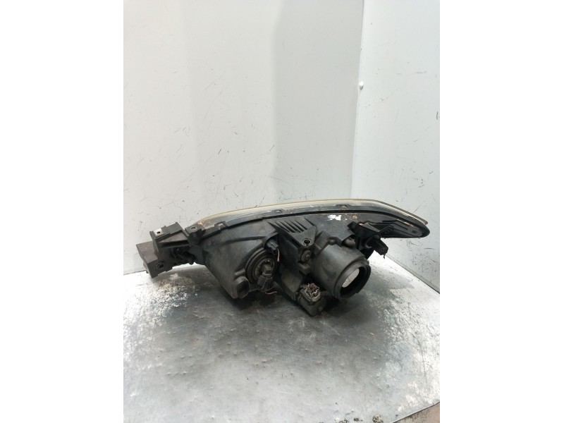Recambio de faro derecho para mazda 3 sedán (bk) 1.6 di turbo (bk12y) referencia OEM IAM 4140480901 XENON 04