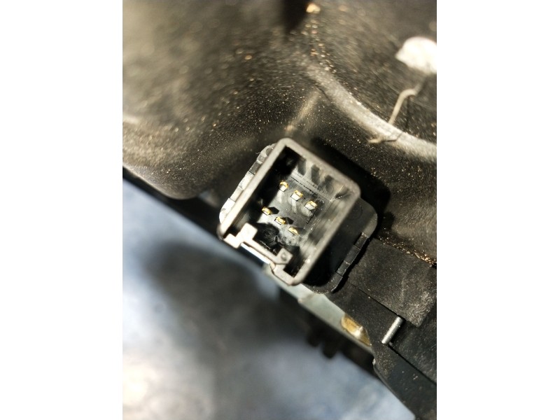 Recambio de elevalunas trasero izquierdo para mazda 3 sedán (bk) 1.6 di turbo (bk12y) referencia OEM IAM   04