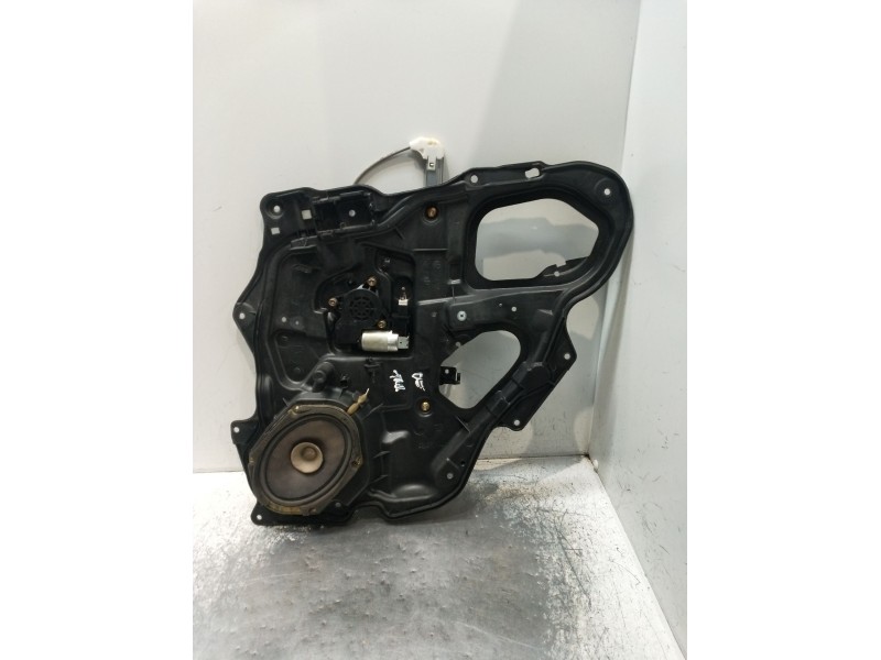 Recambio de elevalunas trasero derecho para mazda 3 sedán (bk) 1.6 di turbo (bk12y) referencia OEM IAM   04 4P