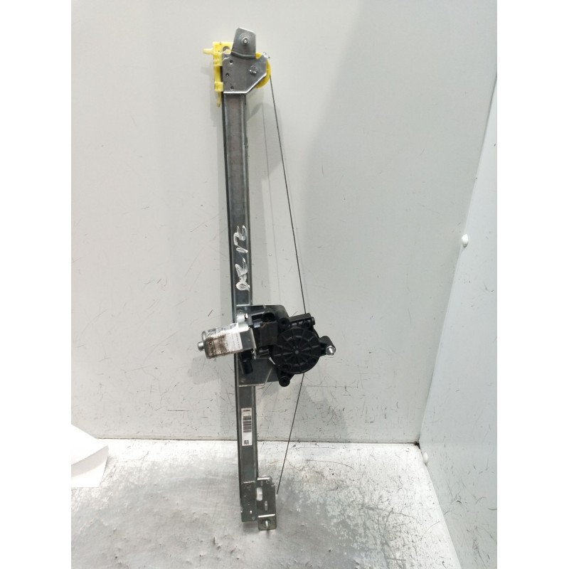 Recambio de elevalunas delantero izquierdo para nissan primastar furgoneta (x83) 2.0 dci 90 referencia OEM IAM   06 3P