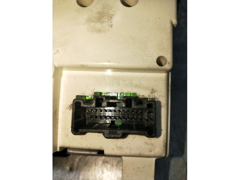 Recambio de mando calefaccion / aire acondicionado para mazda 3 sedán (bk) 1.6 di turbo (bk12y) referencia OEM IAM K1900BP4NK14 