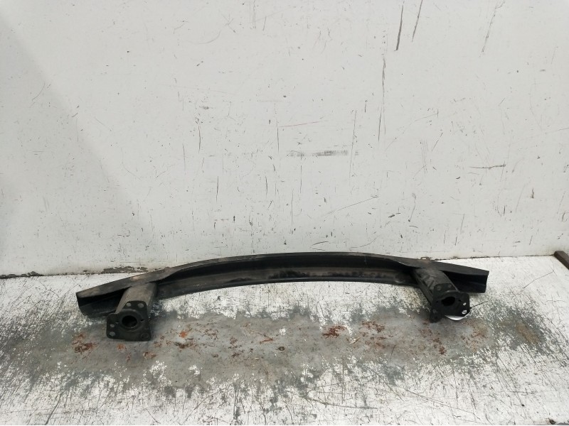 Recambio de refuerzo paragolpes delantero para skoda superb (3u4) collection referencia OEM IAM   