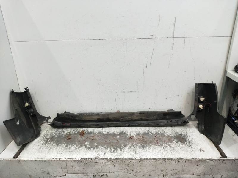 Recambio de paragolpes trasero para nissan primastar furgoneta (x83) 2.0 dci 90 referencia OEM IAM  VER FOTOS 