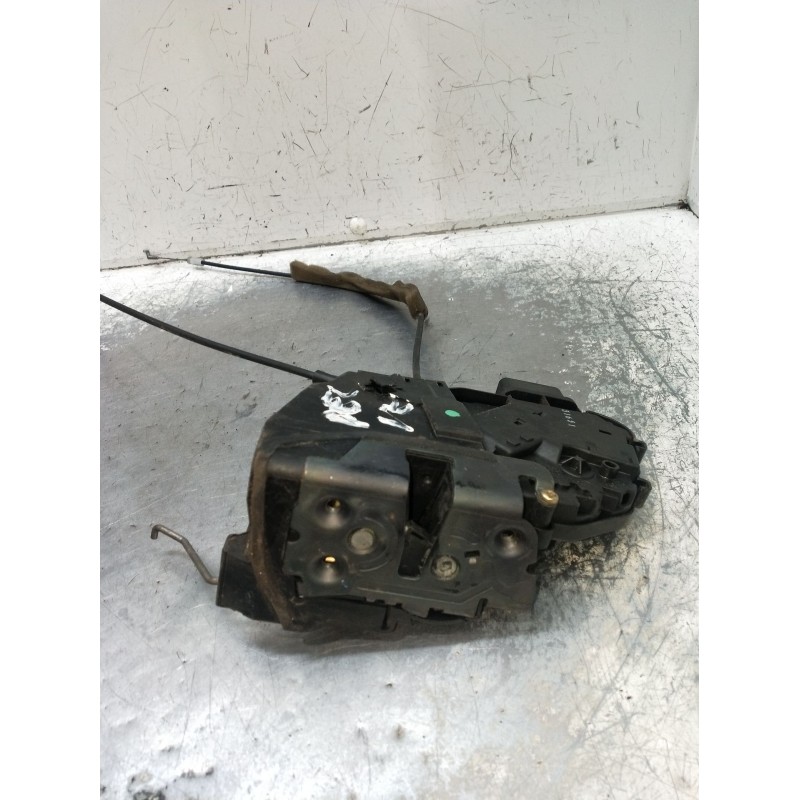 Recambio de motor cierre centralizado delantero izquierdo para mazda 3 sedán (bk) 1.6 di turbo (bk12y) referencia OEM IAM 3N6AA2