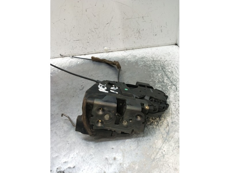 Recambio de motor cierre centralizado delantero izquierdo para mazda 3 sedán (bk) 1.6 di turbo (bk12y) referencia OEM IAM 3N6AA2