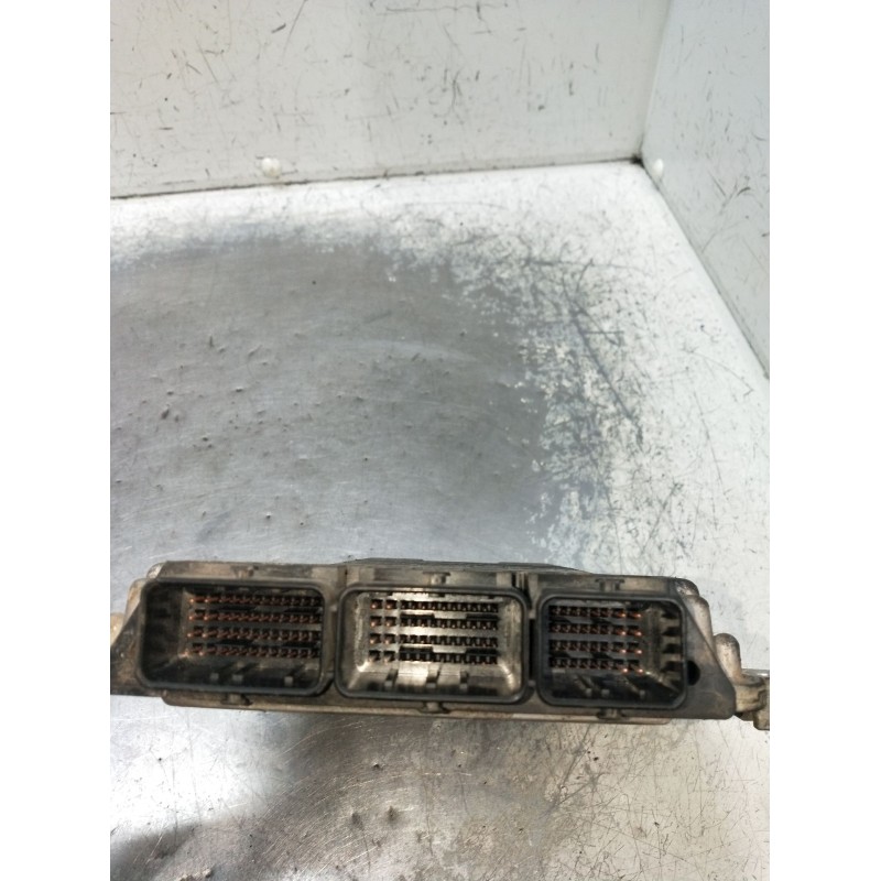 Recambio de centralita motor uce para nissan primastar furgoneta (x83) 2.0 dci 90 referencia OEM IAM 0281014648 8200666516 1039S