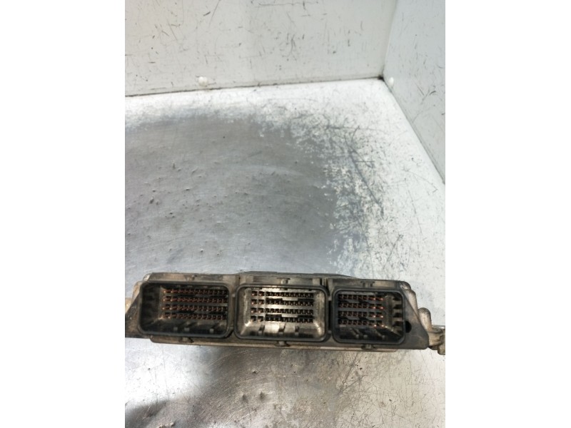 Recambio de centralita motor uce para nissan primastar furgoneta (x83) 2.0 dci 90 referencia OEM IAM 0281014648 8200666516 1039S