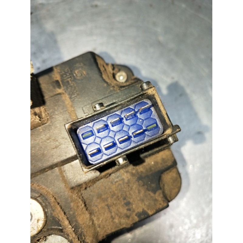 Recambio de motor cierre centralizado delantero izquierdo para nissan primastar furgoneta (x83) 2.0 dci 90 referencia OEM IAM 82