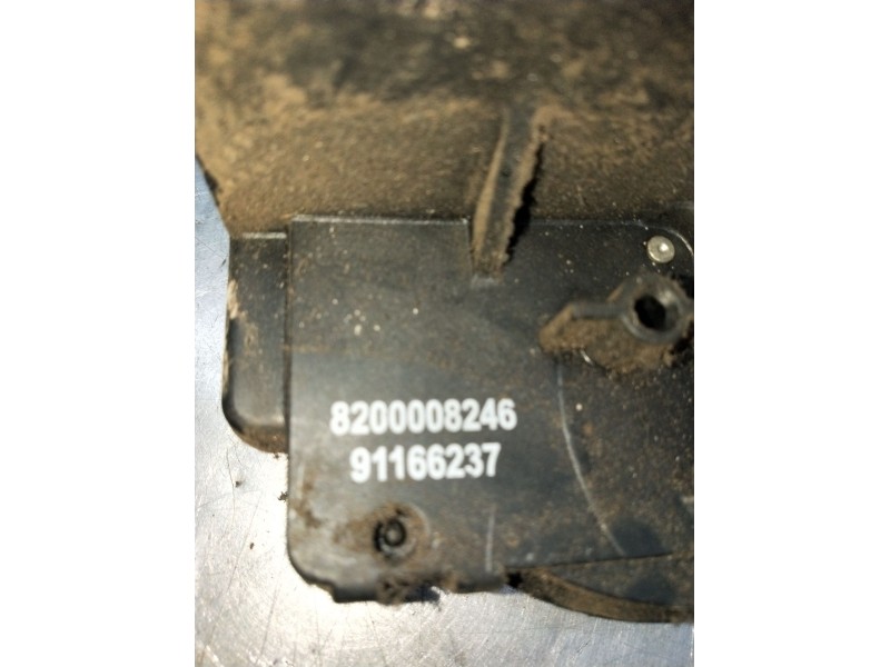 Recambio de motor cierre centralizado delantero izquierdo para nissan primastar furgoneta (x83) 2.0 dci 90 referencia OEM IAM 82