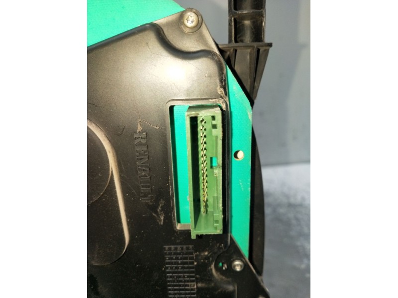 Recambio de cuadro instrumentos para nissan primastar furgoneta (x83) 2.0 dci 90 referencia OEM IAM P8200283194D 281123748 NS852