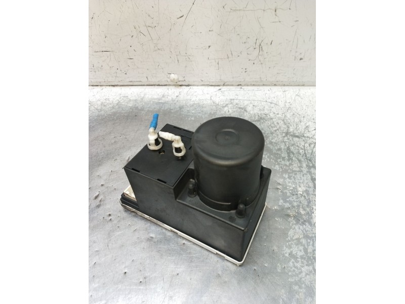 Recambio de depresor freno / bomba vacio para audi a3 (8l1) 1.6 referencia OEM IAM 8D0862257B  00