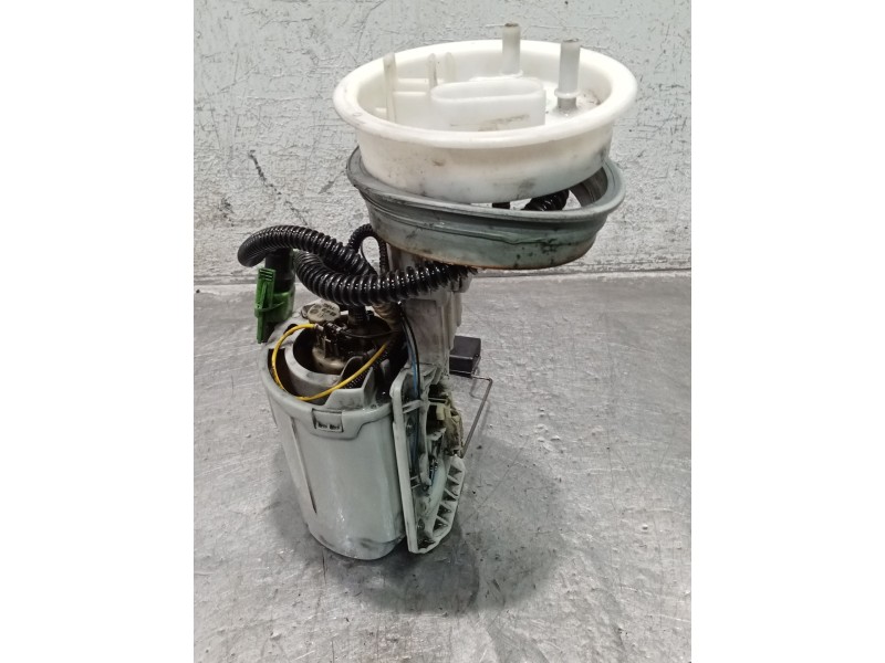 Recambio de bomba combustible para audi a4 b7 (8ec) 2.0 referencia OEM IAM 8E0919050D 220212002005 01
