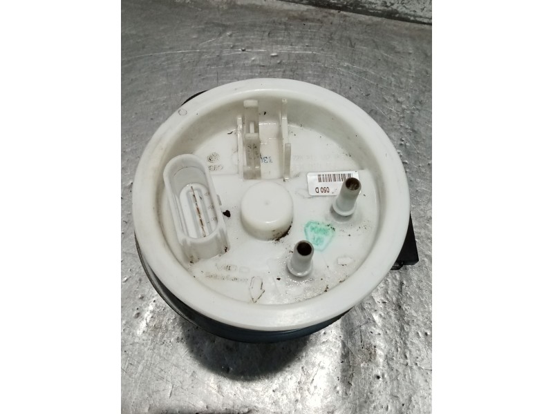 Recambio de bomba combustible para audi a4 b7 (8ec) 2.0 referencia OEM IAM 8E0919050D 220212002005 01