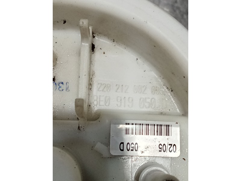 Recambio de bomba combustible para audi a4 b7 (8ec) 2.0 referencia OEM IAM 8E0919050D 220212002005 01