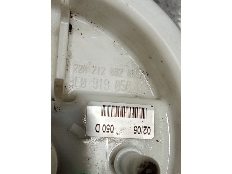 Recambio de bomba combustible para audi a4 b7 (8ec) 2.0 referencia OEM IAM 8E0919050D 220212002005 01