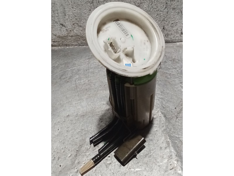 Recambio de bomba combustible para bmw 5 (e60) 520 d referencia OEM IAM   