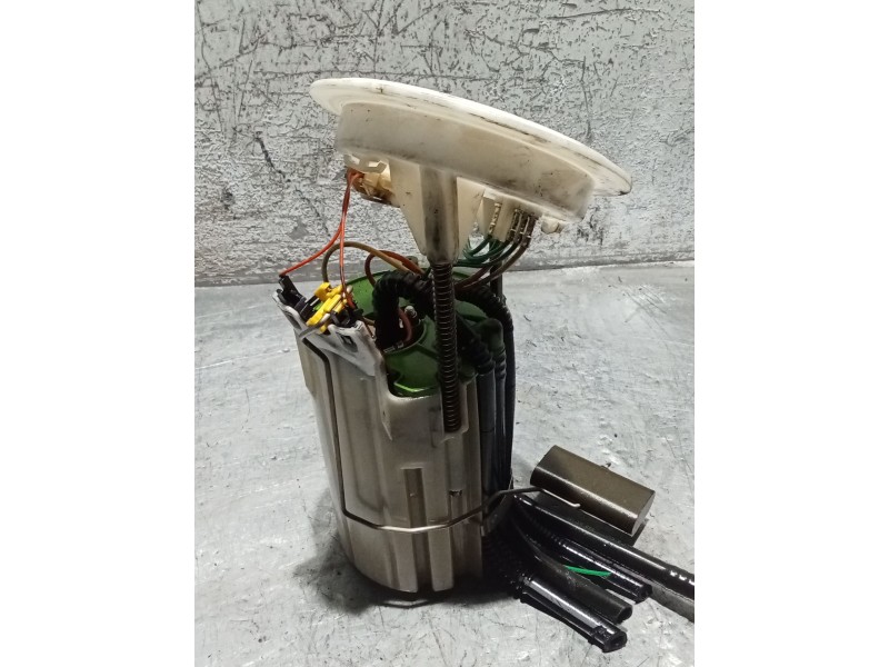Recambio de bomba combustible para bmw 5 (e60) 520 d referencia OEM IAM   