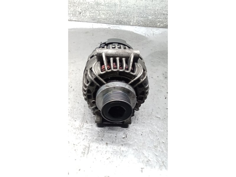 Recambio de alternador para dacia logan (ls_) 1.4 (lsoa, lsoc, lsoe, lsog) referencia OEM IAM 8200438148 0124415038 98A 05