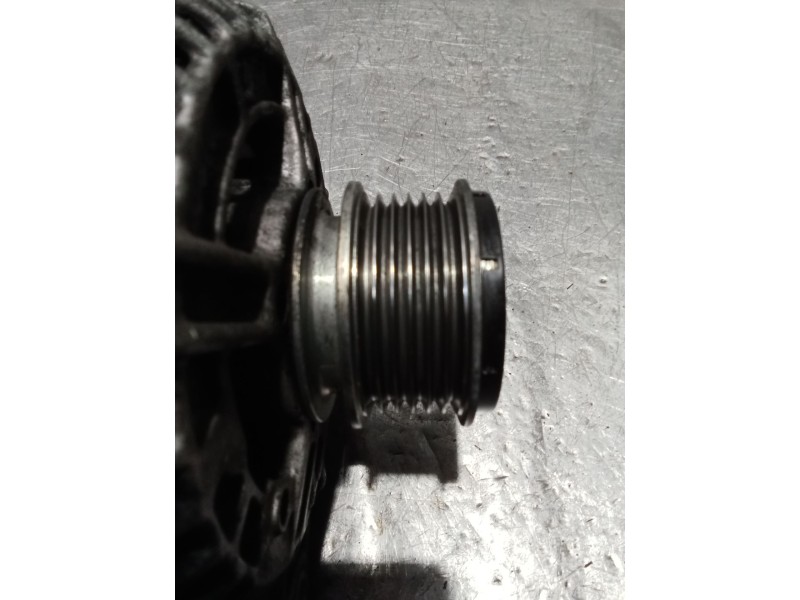 Recambio de alternador para audi a4 b7 (8ec) 2.0 referencia OEM IAM 06F903023J 0124525099 140A 01