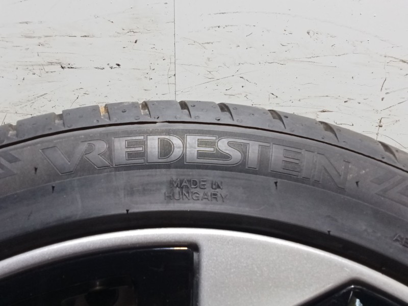 Recambio de juego llantas para audi a1 (8x1, 8xk) 1.0 tfsi referencia OEM IAM 215/45 R17 91W  VER FOTOS