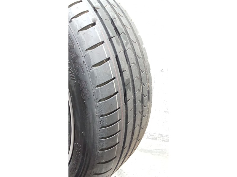 Recambio de juego llantas para audi a1 (8x1, 8xk) 1.0 tfsi referencia OEM IAM 215/45 R17 91W  VER FOTOS