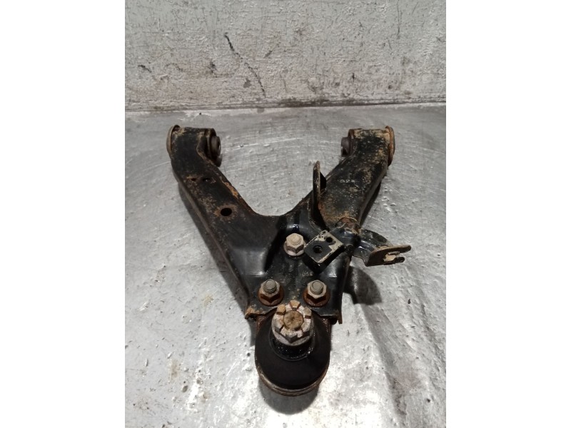 Recambio de brazo suspension superior trasero derecho para mitsubishi montero iv (v8_w, v9_w) 3.2 di-d 4wd (v98w, v88w) referenc