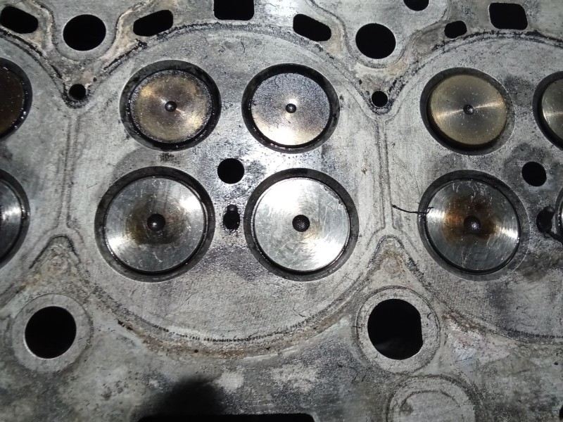 Recambio de culata para bmw 5 (e60) 520 d referencia OEM IAM   