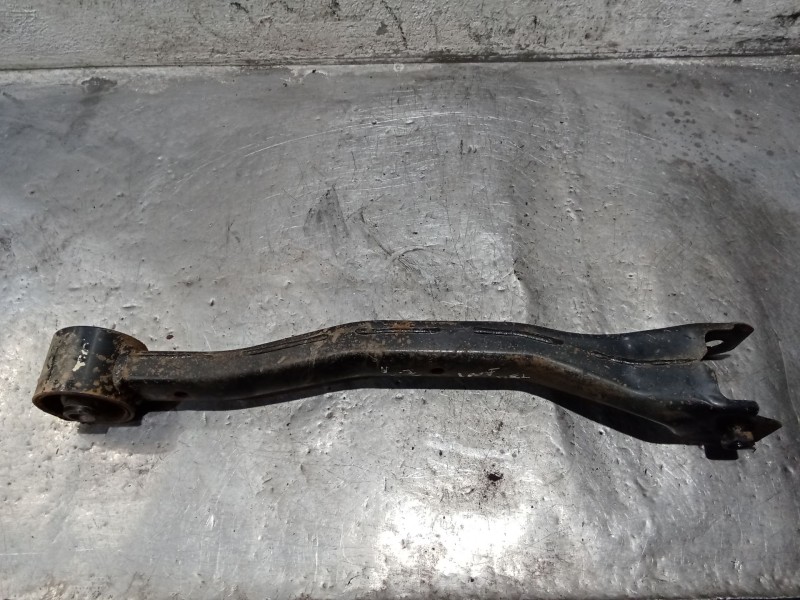 Recambio de brazo suspension inferior trasero izquierdo para mitsubishi montero iv (v8_w, v9_w) 3.2 di-d 4wd (v98w, v88w) refere