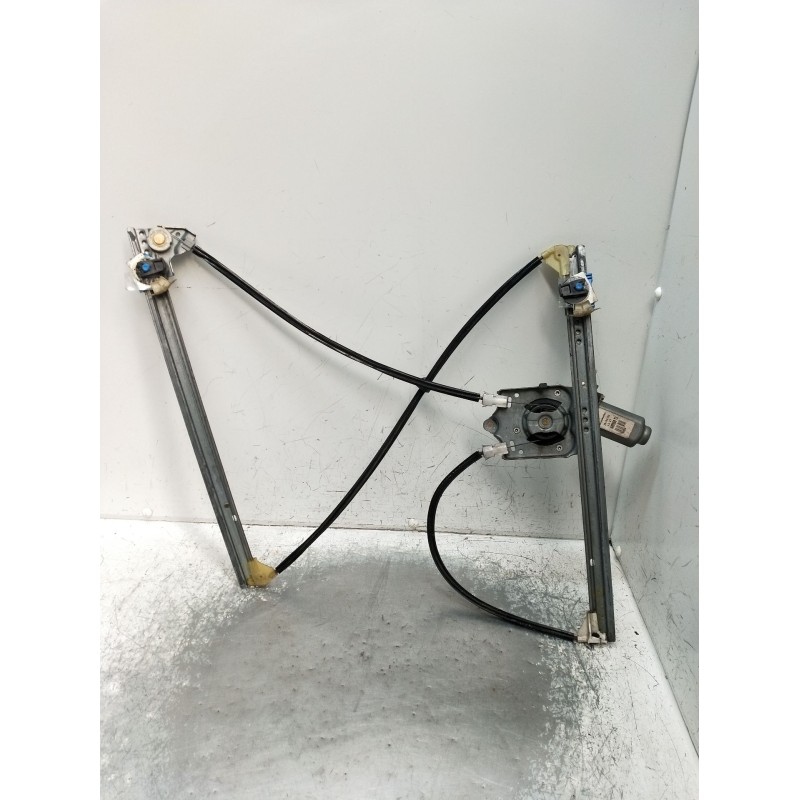 Recambio de elevalunas delantero derecho para renault laguna ii grandtour (kg0/1_) 1.9 dci (kg0g) referencia OEM IAM 400569T3 5P