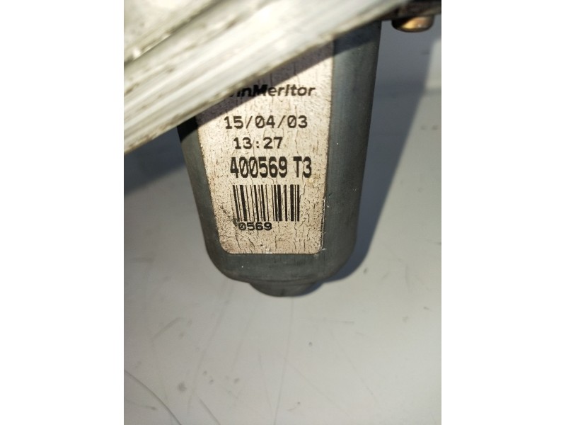 Recambio de elevalunas delantero derecho para renault laguna ii grandtour (kg0/1_) 1.9 dci (kg0g) referencia OEM IAM 400569T3 5P