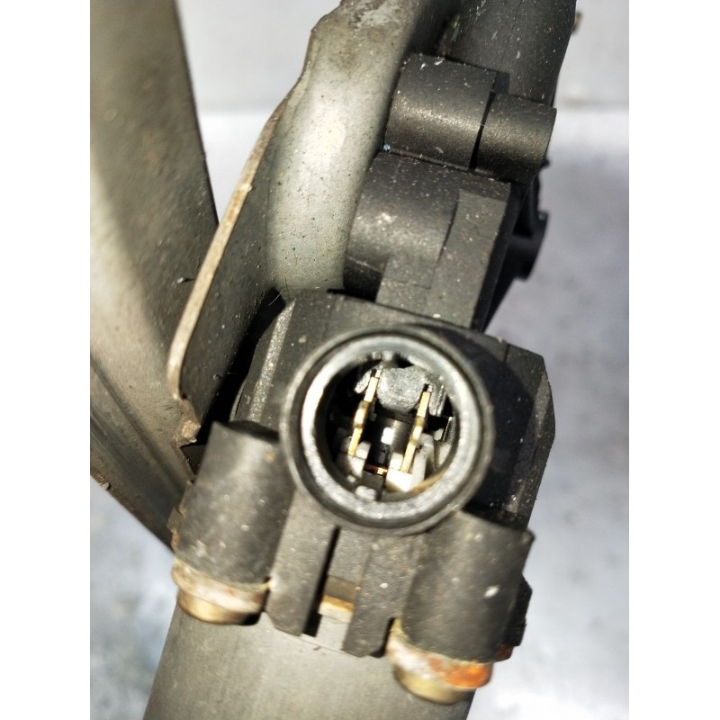 Recambio de elevalunas delantero derecho para renault laguna ii grandtour (kg0/1_) 1.9 dci (kg0g) referencia OEM IAM 400569T3 5P