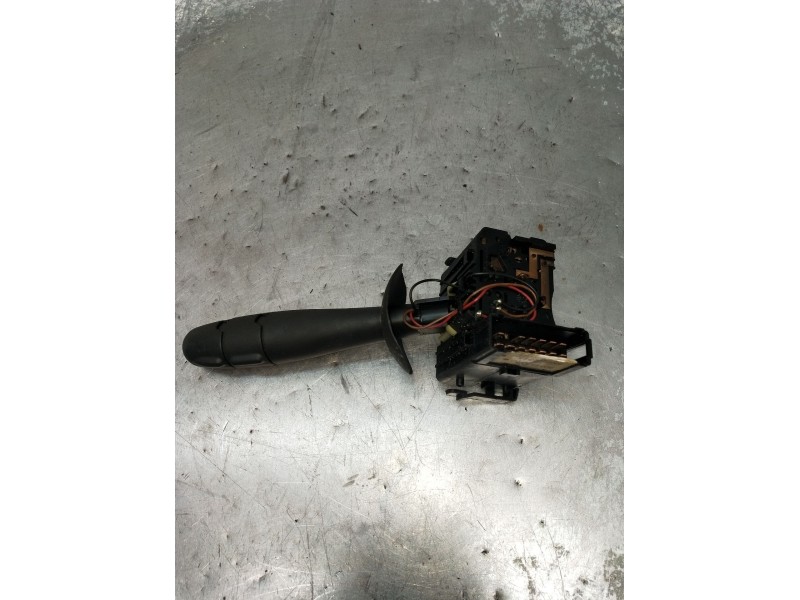 Recambio de mando luces para renault laguna ii grandtour (kg0/1_) 1.9 dci (kg0g) referencia OEM IAM 8200012245 34447701AB 02