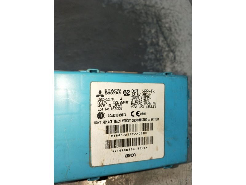 Recambio de caja reles / fusibles para mitsubishi montero iv (v8_w, v9_w) 3.2 di-d 4wd (v98w, v88w) referencia OEM IAM G8C527M4 