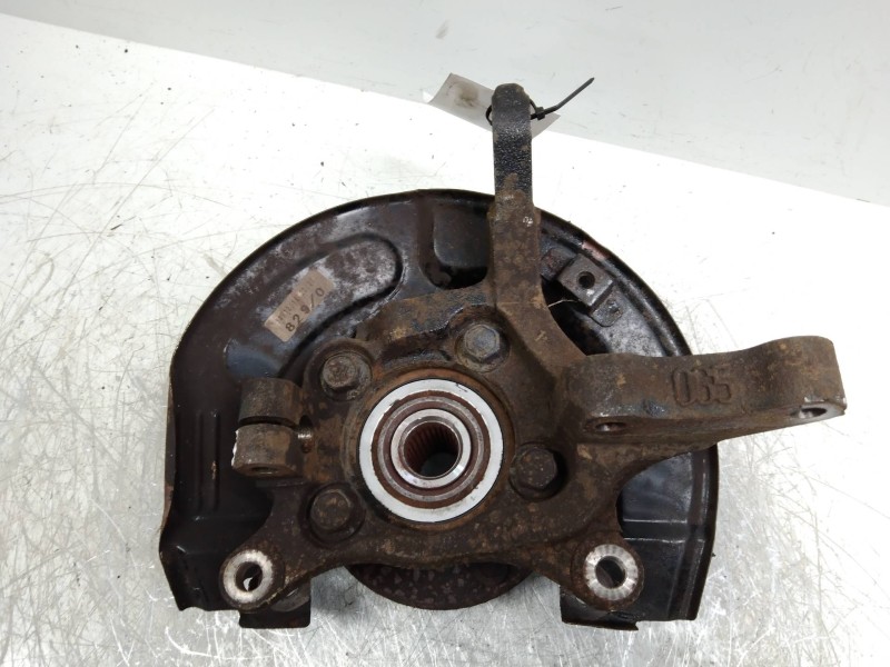 Recambio de mangueta delantera izquierda para mitsubishi space wagon (n80/n90) 2.4 gdi cat referencia OEM IAM   
