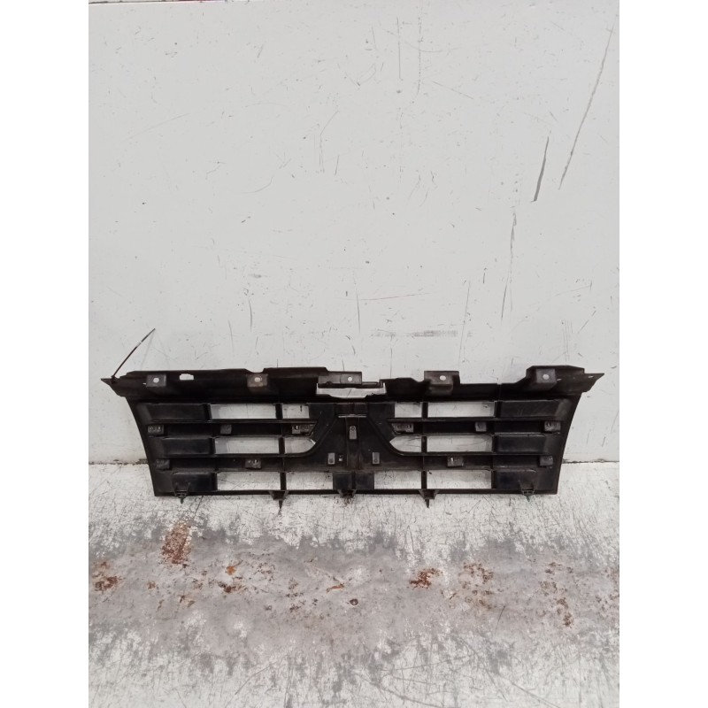 Recambio de rejilla delantera para mitsubishi montero iv (v8_w, v9_w) 3.2 di-d 4wd (v98w, v88w) referencia OEM IAM   10