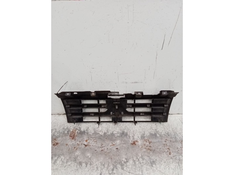 Recambio de rejilla delantera para mitsubishi montero iv (v8_w, v9_w) 3.2 di-d 4wd (v98w, v88w) referencia OEM IAM   10