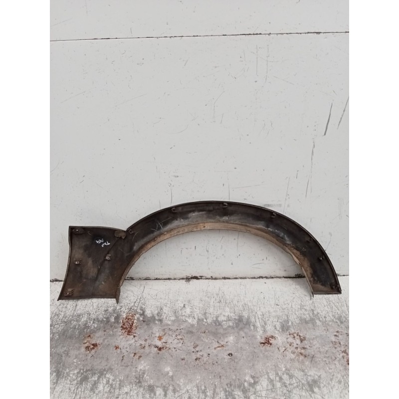 Recambio de aletin trasero derecho para mitsubishi montero iv (v8_w, v9_w) 3.2 di-d 4wd (v98w, v88w) referencia OEM IAM   10