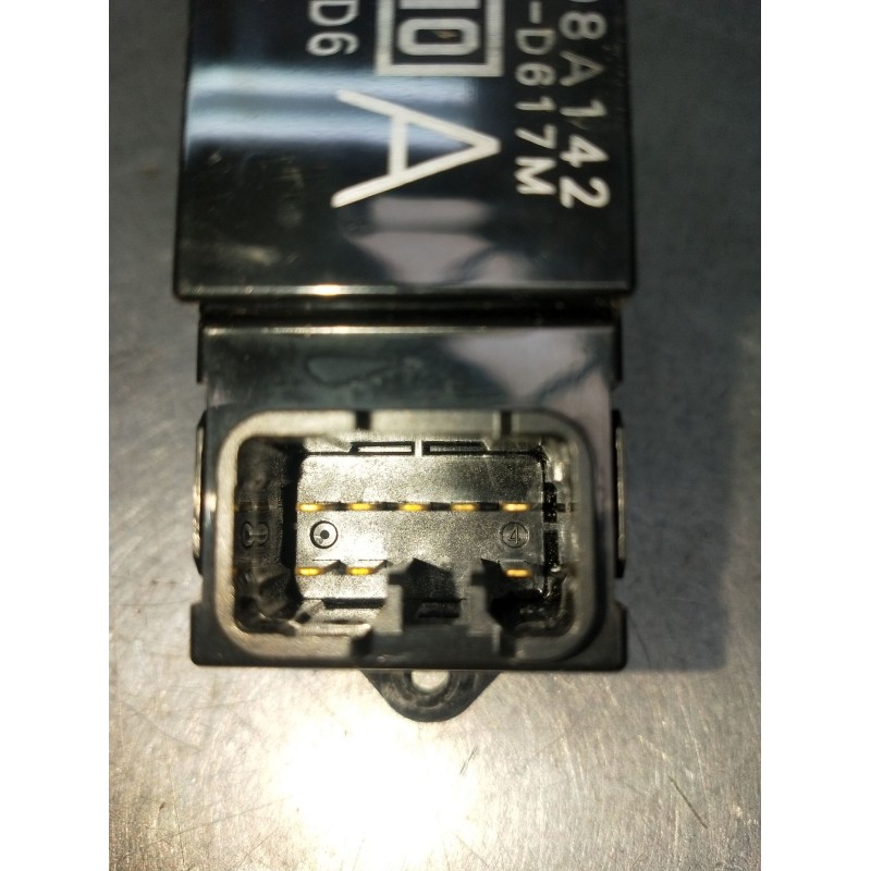 Recambio de mando elevalunas delantero derecho para mitsubishi montero iv (v8_w, v9_w) 3.2 di-d 4wd (v98w, v88w) referencia OEM 