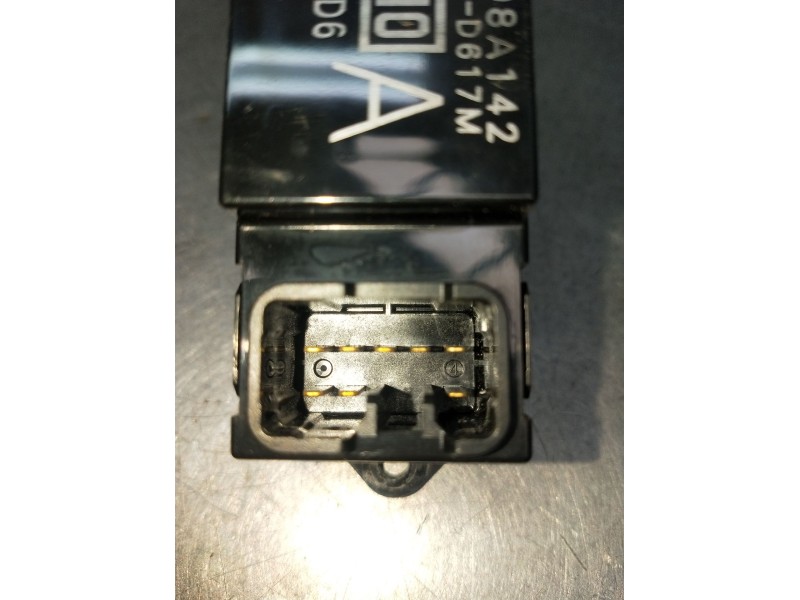 Recambio de mando elevalunas delantero derecho para mitsubishi montero iv (v8_w, v9_w) 3.2 di-d 4wd (v98w, v88w) referencia OEM 