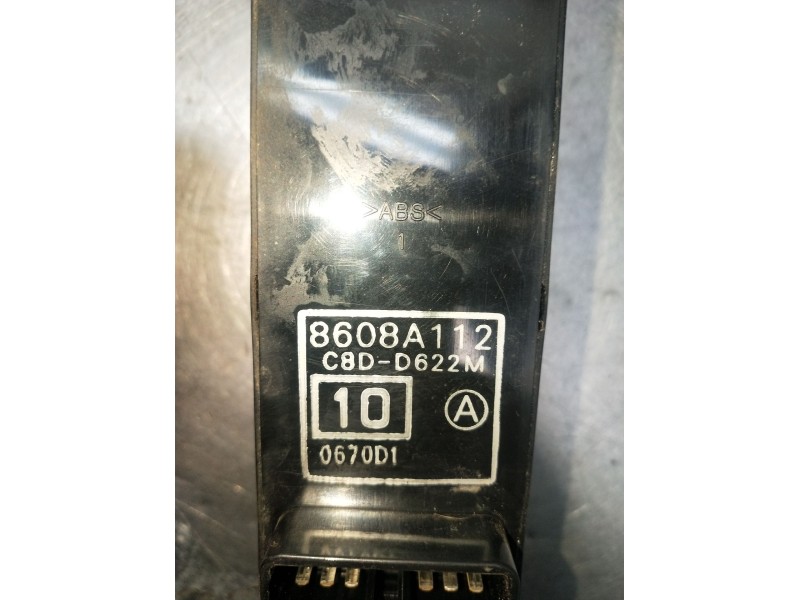 Recambio de mando elevalunas delantero izquierdo para mitsubishi montero iv (v8_w, v9_w) 3.2 di-d 4wd (v98w, v88w) referencia OE